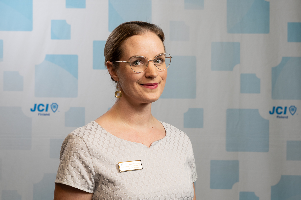 Viestintäjohtaja 2024 / Chief Communications Officer 2024 - Anniina Vähätalo